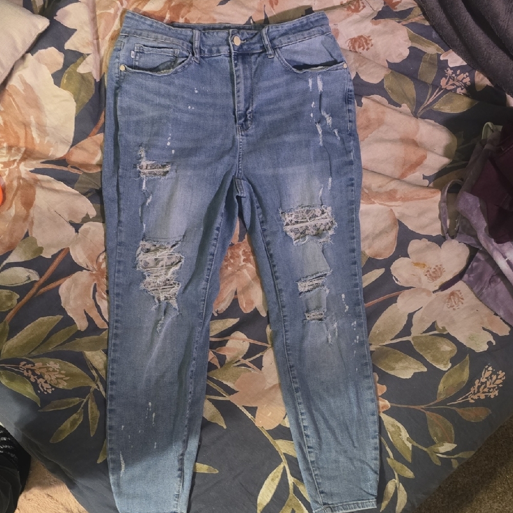 Judy Blue Light Blue Distressed Skinny Jeans